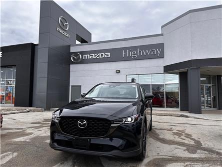 2024 Mazda CX-5 Signature (Stk: M24107) in Steinbach - Image 1 of 11