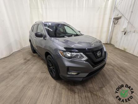 2018 Nissan Rogue SV (Stk: 24031222) in Calgary - Image 1 of 26