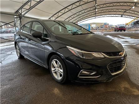 2018 Chevrolet Cruze LT Auto (Stk: 211936) in AIRDRIE - Image 1 of 5