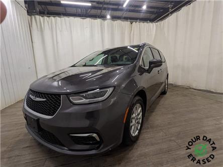 2021 Chrysler Pacifica Touring-L (Stk: 24040915) in Calgary - Image 1 of 22