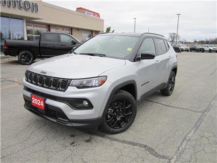 2024 Jeep Compass Altitude (Stk: 24112) in Perth - Image 1 of 21