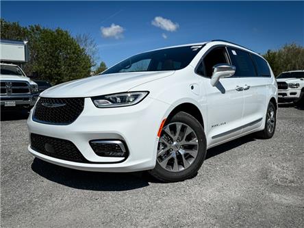 2024 Chrysler Pacifica Hybrid Pinnacle (Stk: 241004) in Hamilton - Image 1 of 7