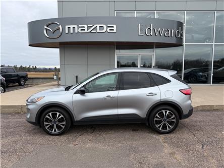 2022 Ford Escape SE (Stk: 24214) in Pembroke - Image 1 of 32