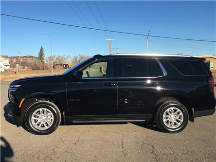 2025 Chevrolet Tahoe LS (Stk: 18032675) in Pincher Creek - Image 1 of 18