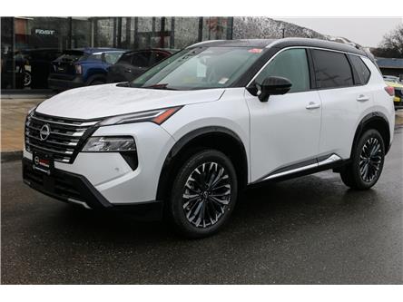 2025 Nissan Rogue Platinum (Stk: T25022) in Kamloops - Image 1 of 23