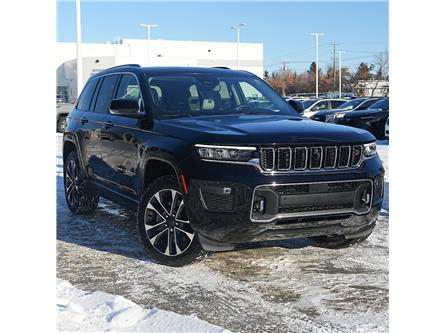 2022 Jeep Grand Cherokee Overland (Stk: 25457U) in Red Deer - Image 1 of 32