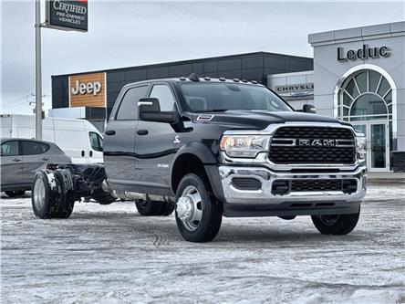 2024 RAM 5500 Chassis Tradesman/SLT/Laramie/Limited (Stk: R451) in Leduc - Image 1 of 17