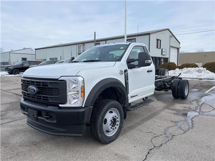 2025 Ford F-550 Chassis XL (Stk: VF5F00555) in Chatham - Image 1 of 16