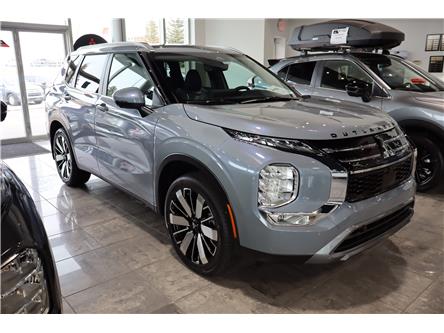 2025 Mitsubishi Outlander SEL (Stk: R6017) in Calgary - Image 1 of 21