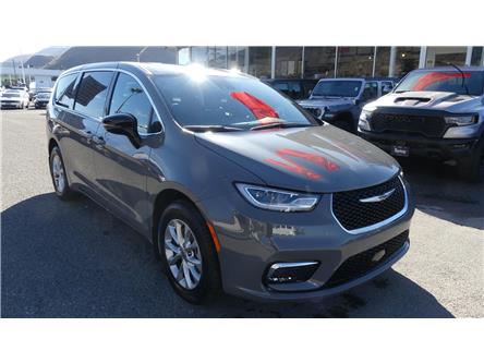 2025 Chrysler Pacifica Select (Stk: TS067) in Kamloops - Image 1 of 25