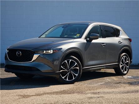 2022 Mazda CX-5 GT (Stk: N3651) in Hamilton - Image 1 of 31