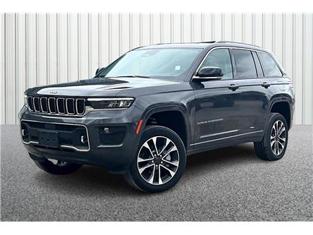 2022 Jeep Grand Cherokee Overland (Stk: NI1327) in Cranbrook - Image 1 of 30