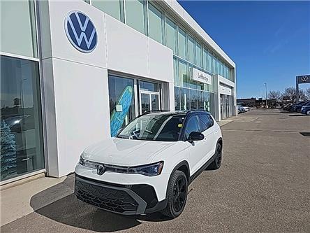 2025 Volkswagen Taos Comfortline Black Edition (Stk: 25060) in Lethbridge - Image 1 of 25