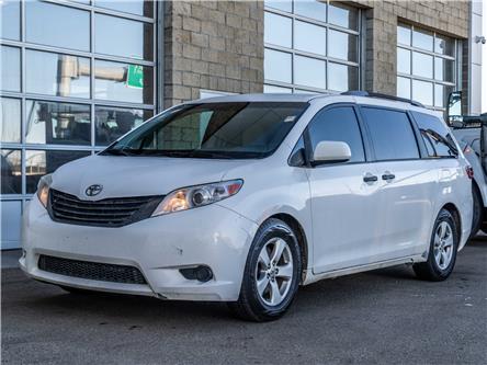 2016 Toyota Sienna 7 Passenger (Stk: R68060) in Calgary - Image 1 of 23