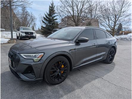 2022 Audi e-tron 55 Technik (Stk: 2014) in Orangeville - Image 1 of 19