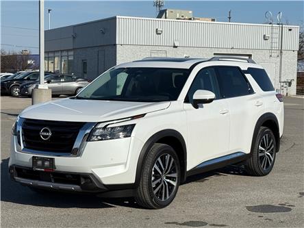 2025 Nissan Pathfinder Platinum (Stk: CSC225547) in Cobourg - Image 1 of 3