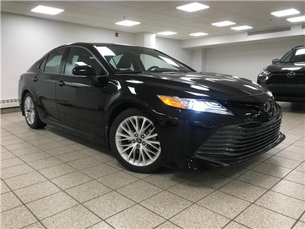 2020 Toyota Camry XLE (Stk: 6876) in Calgary - Image 1 of 6