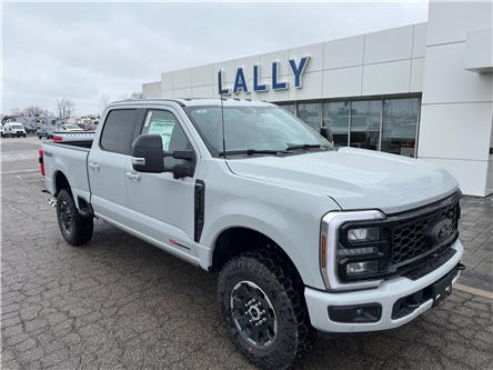 2025 Ford F-350 Lariat (Stk: LFFF00829) in Tilbury - Image 1 of 15