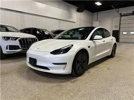 2021 Tesla Model 3 Standard Range Plus (Stk: P13696) in Calgary - Image 1 of 16