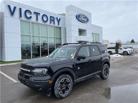 2025 Ford Bronco Sport Outer Banks (Stk: VFBS00338) in Chatham - Image 1 of 19