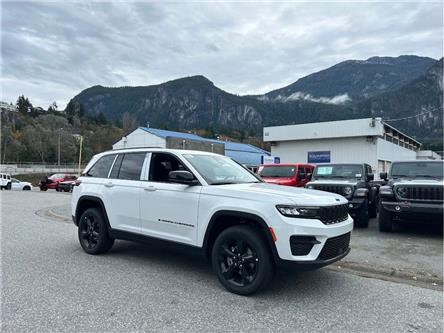 2025 Jeep Grand Cherokee Laredo (Stk: GCQ268224) in Squamish - Image 1 of 12