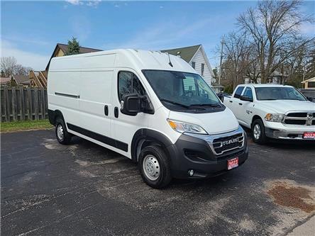 2023 RAM ProMaster 2500 High Roof (Stk: PE524223) in Newbury - Image 1 of 9