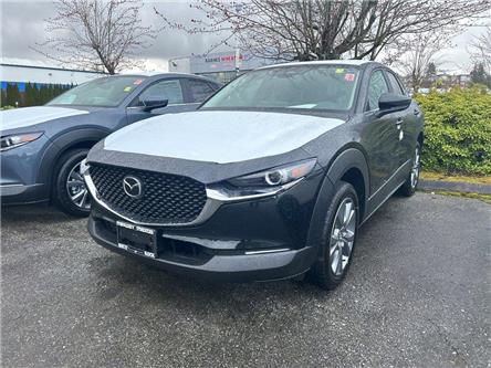 2025 Mazda CX-30 GS (Stk: 820722) in Surrey - Image 1 of 5