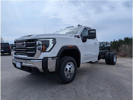 2024 GMC Sierra 3500HD Chassis Pro (Stk: 24336) in Huntsville - Image 1 of 6