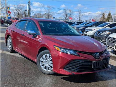 2018 Toyota Camry Hybrid LE in Ottawa - Image 1 of 18