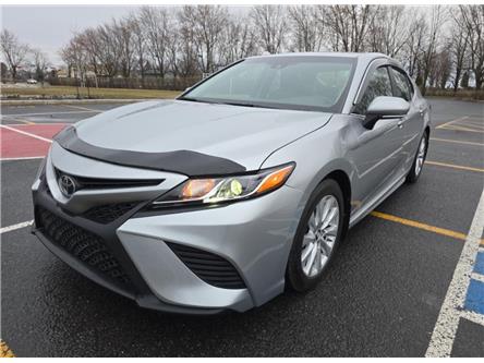 2018 Toyota Camry SE (Stk: 162116) in London - Image 1 of 5