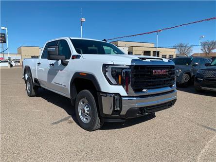 2025 GMC Sierra 2500HD Pro (Stk: 219324) in Medicine Hat - Image 1 of 27