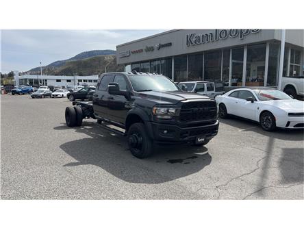 2024 RAM 5500 Chassis Tradesman/SLT/Laramie/Limited (Stk: TR209) in Kamloops - Image 1 of 23