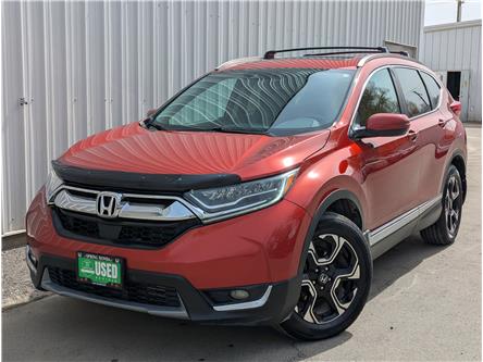 2017 Honda CR-V Touring (Stk: H15135A) in North Cranbrook - Image 1 of 15