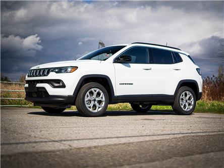 2025 Jeep Compass North (Stk: S577923) in Surrey - Image 1 of 21