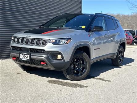 2023 Jeep Compass Trailhawk (Stk: UP10834) in London - Image 1 of 32