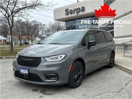 2025 Chrysler Pacifica Hybrid Select (Stk: 25-0070) in Toronto - Image 1 of 16