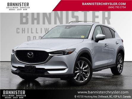 2019 Mazda CX-5 Signature (Stk: 30U19835) in Chilliwack - Image 1 of 28