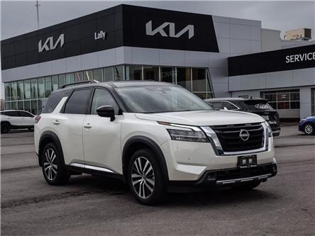 2024 Nissan Pathfinder Platinum (Stk: LK00315T) in Chatham - Image 1 of 25