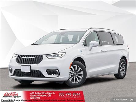 2024 Chrysler Pacifica Hybrid Select (Stk: 24185) in Essex-Windsor - Image 1 of 25