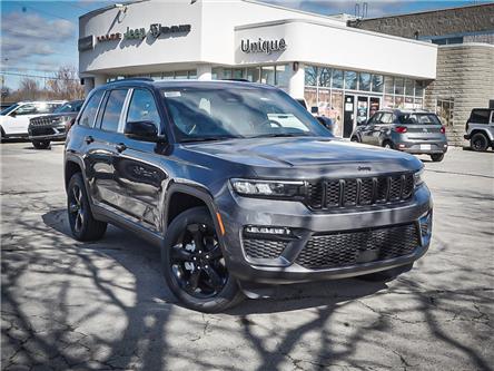 2025 Jeep Grand Cherokee Limited 4x4| BLACK APPEARANCE| DUAL PANE SUNROOF| (Stk: S130) in Burlington - Image 1 of 27