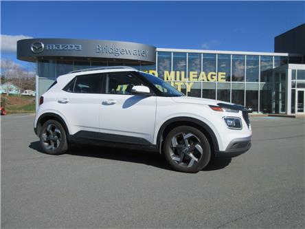 2023 Hyundai Venue Preferred w/Two-Tone in Hebbville - Image 1 of 24