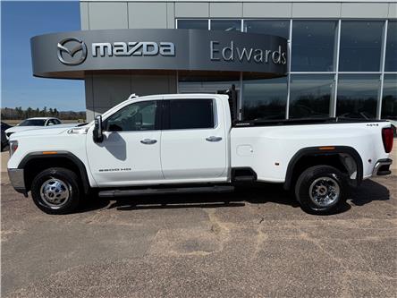 2022 GMC Sierra 3500HD SLT (Stk: 24382) in Pembroke - Image 1 of 35