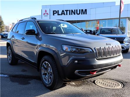 2022 Jeep Cherokee Trailhawk (Stk: 8724) in Calgary - Image 1 of 18