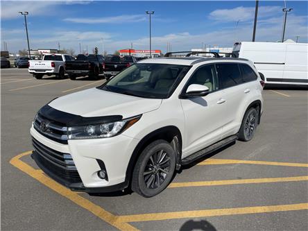 2017 Toyota Highlander XLE (Stk: 25089) in Fort Macleod - Image 1 of 9