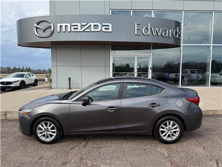 2018 Mazda Mazda3 SE (Stk: 24304) in Pembroke - Image 1 of 26