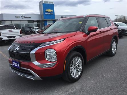 2024 Mitsubishi Outlander LE (Stk: 25231B) in Cornwall - Image 1 of 30