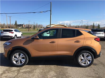 2025 Buick Encore GX Preferred (Stk: 19088946) in Pincher Creek - Image 1 of 16
