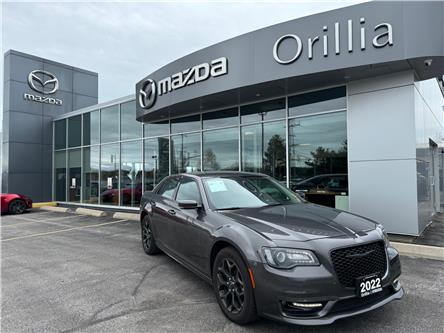 2022 Chrysler 300 Touring L (Stk: 8359P) in ORILLIA - Image 1 of 28