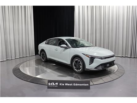 2025 Kia K4 EX (Stk: 26069) in Edmonton - Image 1 of 24