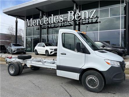 2024 Mercedes-Benz Sprinter 3500XD Chassis Standard Roof 4-Cyl Diesel HO (Stk: 2R2030) in Gatineau - Image 1 of 7
